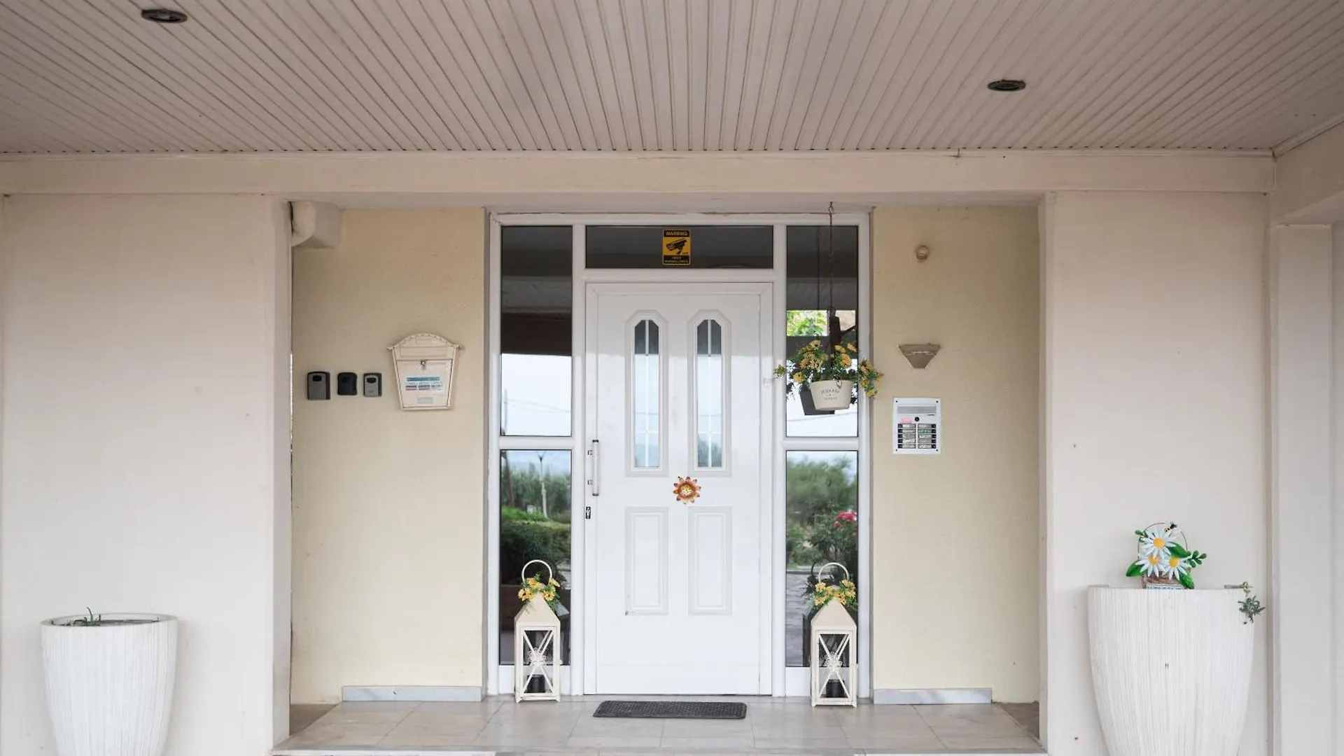 Ammos Lux Apartments Agia Triada
